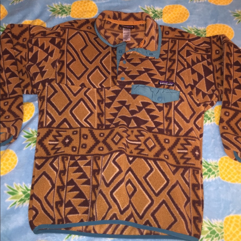 men’s Patagonia pullover